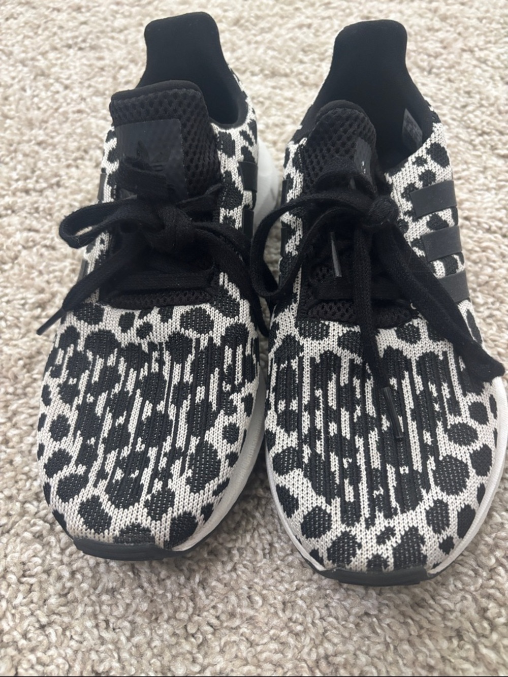 adidas Black & White Leopard-Pattern Knit Sneakers - Picture 2 of 7